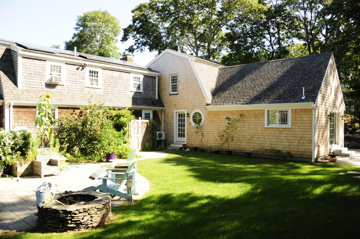 Home Addition or Move? A Cape Cod Homeowner's Guide
